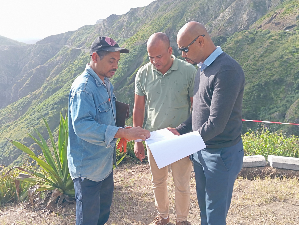 𝐕𝐢𝐬𝐢𝐭𝐚 𝐚 𝐨𝐛𝐫𝐚𝐬 𝐞𝐦 𝐜𝐮𝐫𝐬𝐨